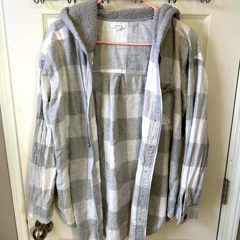 Maurice’s Grey Button-Down Flannel w/ Sherpa Lined Hood